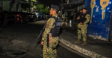 FUERZA ARMADA Y PNC RODEAN SAN BARTOLO PARA DESARTICULAR REDUCTOS DE PANDILLAS