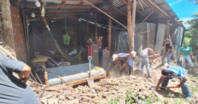 DESPLOME DE PARED DEJA NIÑA LESIONADA EN COLONIA DIVINA PROVIDENCIA 3, SAN VICENTE NORTE