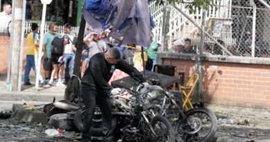 SIETE ATENTADOS CON EXPLOSIVOS DEJAN UN MUERTO EN EL SUROESTE DE COLOMBIA