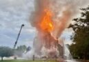 INCENDIO DESTRUYE IGLESIA HISTÓRICA EN CANADÁ TRAS IMPACTO DE RAYO