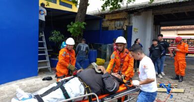 OBRERO RESULTA LESIONADO TRAS CAER DE TERCERA PLANTA MIENTRAS REALIZABA MANTENIMIENTO EN SONSONATE