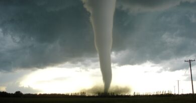 ALERTA EN EL SUR DE CHILE POR POSIBLE FORMACIÓN DE TORNADOS Y TROMBAS MARINAS