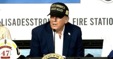 TRUMP FIRMA DECLARATORIA DE DESASTRE MAYOR PARA EL CONDADO DE KERR, TEXAS