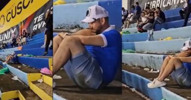 AFICIONADO ROMPE EN LLANTO TRAS DERROTA DE EL SALVADOR ANTE SURINAM