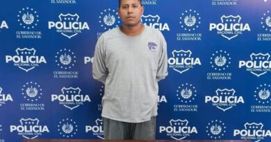 FUERZAS ESPECIALES DE LA PNC CAPTURARON A UN SUJETO CON MARIHUANA EN MEJICANOS,SAN SALVADOR