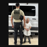 “GRANDE O PEQUEÑO”: FRASE DE ICE GENERA POLÉMICA TRAS ARRESTO DE GUATEMALTECO CONDENADO