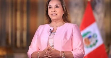 CONGRESO DE PERÚ DESTITUYÓ A DINA BOLUARTE Y NOMBRA A JOSÉ JERÍ COMO NUEVO PRESIDENTE