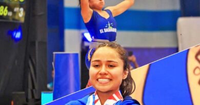 ORGULLO DE CHALCHUAPA; JULY MENDOZA HACE HISTORIA AL GANAR TRES MEDALLAS DE ORO EN LOS JUEGOS CENTROAMERICANOS