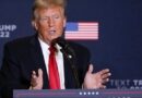 TRUMP PIDE CÁRCEL PARA AUTORIDADES DEMÓCRATAS DE ILLINOIS POR BLOQUEAR REDADAS DE ICE