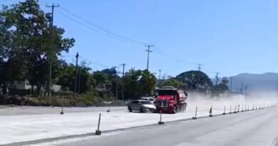 COLISIÓN INVOLUCRA A CAMIÓN CISTERNA DE BOMBEROS EN LOURDES