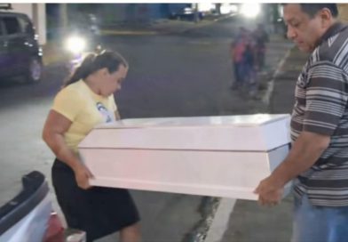 INSTITUTO DE MEDICINA LEGAL ENTREGÓ LOS CUERPOS DE MADRE E HIJA, VÍCTIMAS DEL INCENDIO REGISTRADO EN SAN SALVADOR