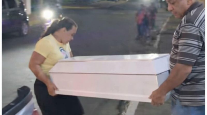 INSTITUTO DE MEDICINA LEGAL ENTREGÓ LOS CUERPOS DE MADRE E HIJA, VÍCTIMAS DEL INCENDIO REGISTRADO EN SAN SALVADOR