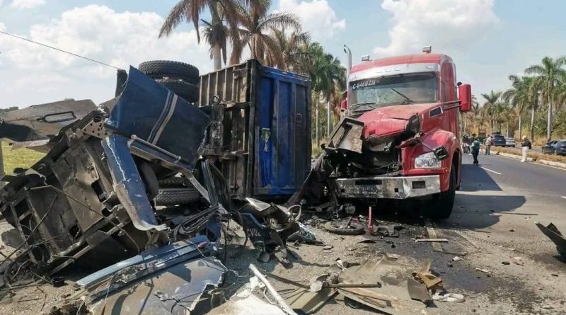 GUATEMALA; TRÁGICO ACCIDENTE EN AUTOPISTA PALÍN–ESCUINTLA DEJA TRES FALLECIDOS