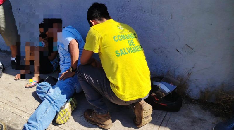 VEHÍCULO SIN FRENOS PROVOCA ACCIDENTE FRENTE A CENTRO ESCOLAR EN SONSONATE