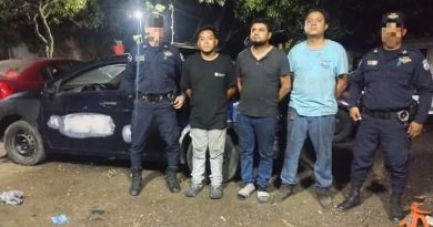 CAPTURARON A TRES HOMBRES POR INTENTO DE TRASPASO FRAUDULENTO DE VEHÍCULO EN EL SALVADOR