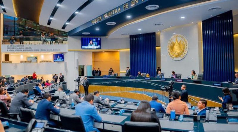 LA ASAMBLEA LEGISLATIVA APROBÓ NUEVAS REPORMAS A LA CONSTITUCION PARA EL SUFRAGIO EN EL EXTRANJERO