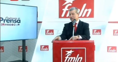 EL SECRETARIO GENERAL DEL FMLN,MANUEL “CHINO” FLORES ASEGURA QUE NADIE SERÁ EXCLUIDO DEL FMLN