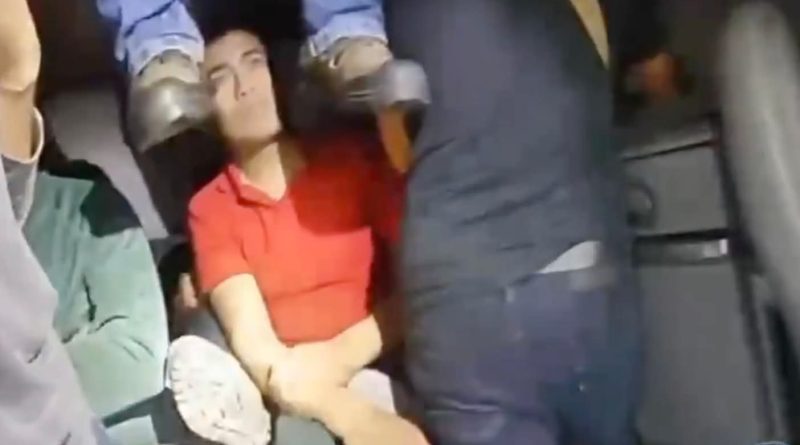 LOCALIZARON A 20 MIGRANTES HACINADOS EN LA CABINA DE UN TRÁILER EN TEXAS