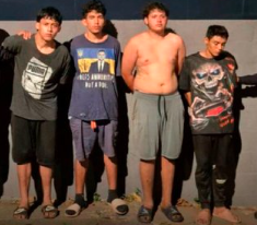 CAPTURAN A CUATRO JÓVENES TRAS RIÑA EN POLIDEPORTIVO DE CHINAMECA