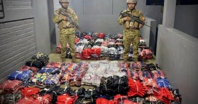 LOCALIZAN BULTOS DE ROPA ABANDONADOS EN ZONA FRONTERIZA DE SANTA ANA