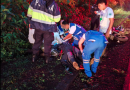 MOTOCICLISTA RESULTA LESIONADO TRAS CAER A UN BARRANCO EN EL CONGO,SANTA ANA