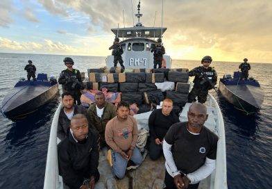 EL SALVADOR INCAUTÓ 6.68 TONELADAS DE COCAÍNA EN OPERACIÓN MARÍTIMA RÉCORD