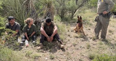 PATRULLA FRONTERIZA DETIENE A CUATRO MIGRANTES INDOCUMENTADOS EN TEXAS; OTROS DOS HUYERON HACIA EL DESIERTO