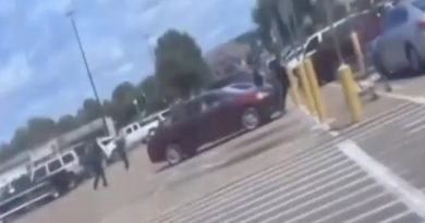 EN ESTADIS UNIDOS BEBÉ DE UN AÑO MUERE TRAS DISPAROS DE UN POLICÍA DURANTE OPERATIVO POR PRESUNTO ROBO EN MISISIPI