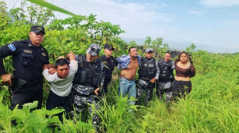 RESCATARON A UNA ADOLESCENTE DE 15 AÑOS Y CAPTURAN A TRES SOSPECHOSOS TRAS OPERATIVO EN SAN JUAN OPICO