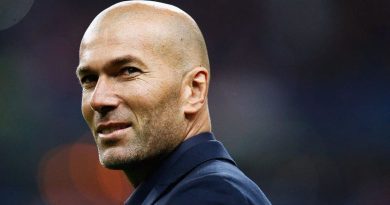 ZINEDINE ZIDANE ES PRESENTADO COMO NUEVO ENTRENADOR DE FRANCIA