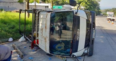 TRES TRABAJADORES DEL MOP RESULTAN LESIONADOS EN ACCIDENTE DE TRÁNSITO RUMBO AL PUERTO DE LA LIBERTAD