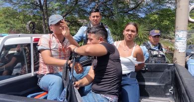 CAPTURAN A DOS SALVADOREÑOS Y UNA NICARAGÜENSE INVESTIGADOS POR PRESUNTOS ASALTOS EN BUSES DE TEGUCIGALPA