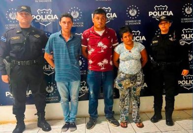 TRES VENDEDORES SON CAPTURADOS TRAS PELEA POR ESPACIO DE VENTAS EN SAN MIGUEL