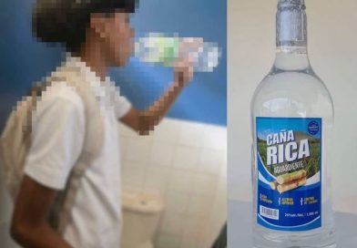 ESTUDIANTES SON SORPRENDIDOS CONSUMIENDO BEBIDA ALCOHÓLICA DENTRO DE CENTRO ESCOLAR EN SOYAPANGO