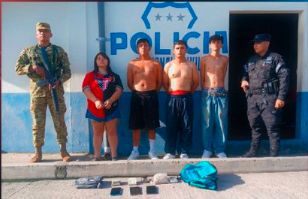 PNC CAPTURA A CUATRO PERSONAS CON DROGA EN PARAÍSO DE OSORIO, LA PAZ CENTRO