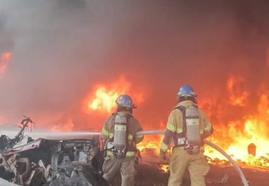 INCENDIO EN CHATARRERA FUE CONTROLADO EN SANTA MARÍA, USULUTÁN