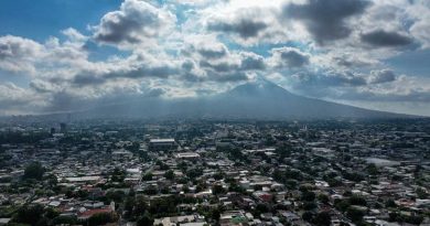 PRONOSTICAN LLUVIAS Y TORMENTAS PARA LA TARDE Y NOCHE DE ESTE LUNES EN EL SALVADOR