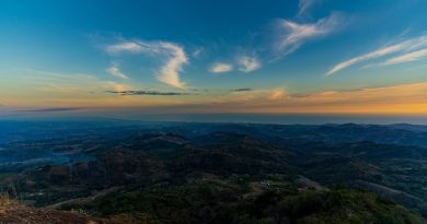 MARTES CALUROSO Y CON PROBABILIDAD DE LLUVIAS Y TORMENTAS EN EL SALVADOR
