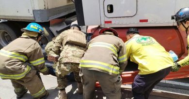 HOMBRE FALLECE TRAS SER ATROPELLADO POR UNA RASTRA EN EL BULEVAR DEL EJÉRCITO