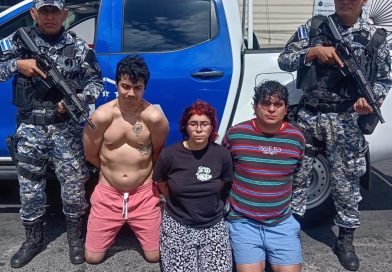 CAPTURARON A TRES PERSONAS TRAS REPORTE DE DISPAROS Y HALLAZGO DE DROGA EN SANTA TECLA