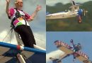A LOS 97 AÑOS, BETTY BROMAGE VUELVE A ROMPER RÉCORD GUINNESS SOBRE EL ALA DE UN AVIÓN