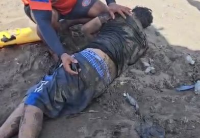 PROTECCIÓN CIVIL REALIZÓ RESCATES ACUÁTICOS EN PLAYAS COSTA AZUL Y SAN BLAS; REPORTAN UN DESAPARECIDO