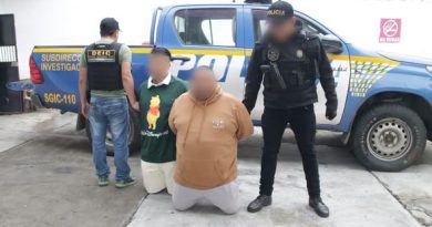 CAPTURAN A DOS HOMBRES CON NUEVE ARMAS, DROGA Y 944 MUNICIONES EN VILLA CANALES
