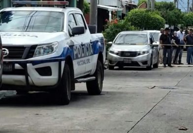 AUTORIDADES PROCESAN ESCENA DE PERSONA FALLECIDA EN CIUDAD REAL, SANTA ANA