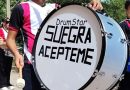 “SUEGRA, ACÉPTEME”: EL MENSAJE QUE LLAMÓ LA ATENCIÓN EN DESFILE DE MONCAGUA