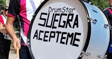 “SUEGRA, ACÉPTEME”: EL MENSAJE QUE LLAMÓ LA ATENCIÓN EN DESFILE DE MONCAGUA