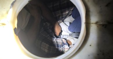 RESCATARON A CUATRO MIGRANTES QUE ESTABAN ATRAPADOS DENTRO DE UN TANQUE DE AGUA EN TEXAS