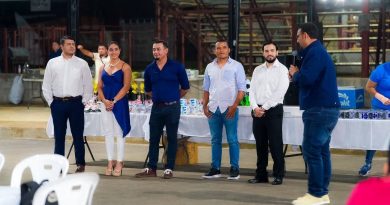 ÁRBITROS SANTANECOS RECIBEN RECONOCIMIENTO POR SU APORTE AL FÚTBOL SALVADOREÑO