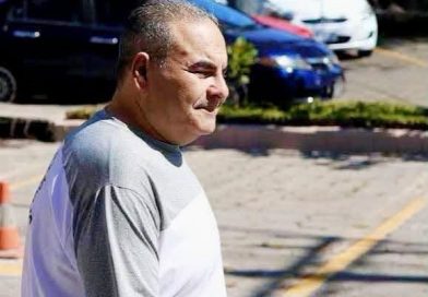 TONY SACA Y SU EXSECRETARIO ÉLMER CHARLAIX REALIZAN TRÁMITES PARA RECIBIR SUS CARTAS DE LIBERTAD