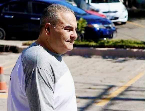 TONY SACA Y SU EXSECRETARIO ÉLMER CHARLAIX REALIZAN TRÁMITES PARA RECIBIR SUS CARTAS DE LIBERTAD